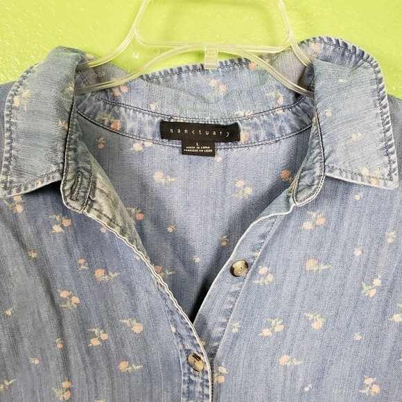 Sanctuary Women's Faded Pink Rose Button Up Drawstring Waist Chambray Top Sz L - Picture 5 of 8